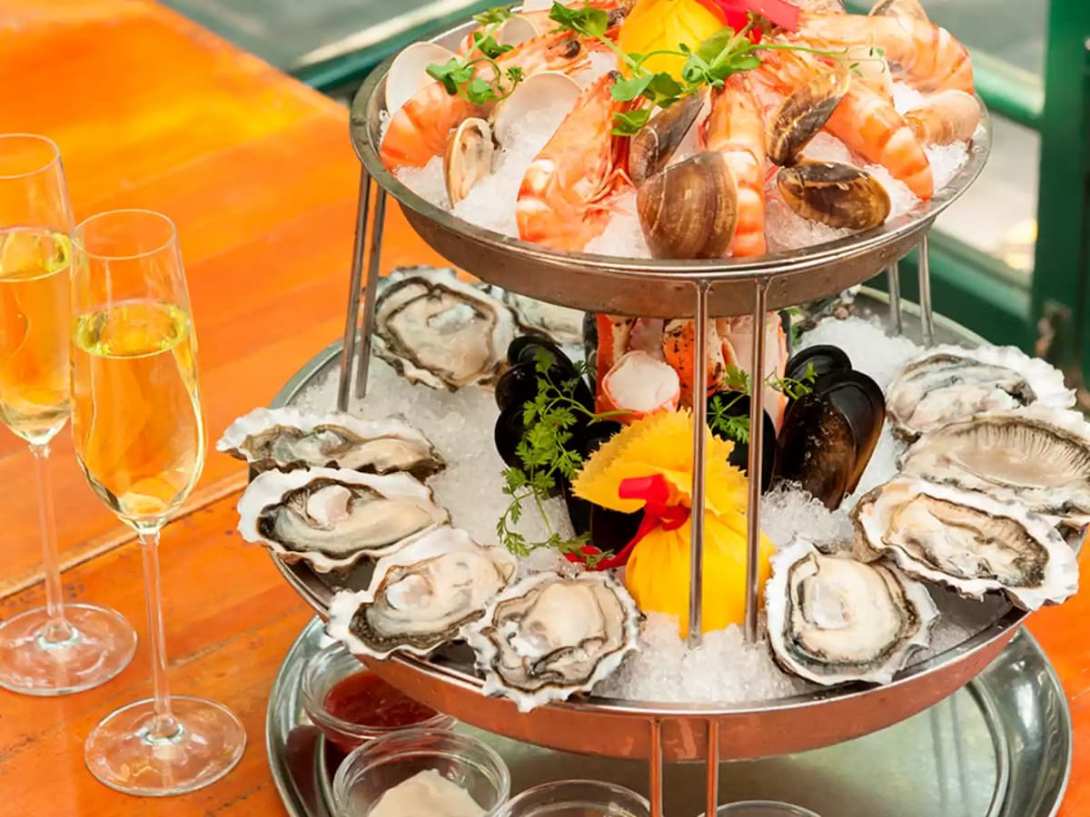 the peak lookout dining seafood dining business luncheon