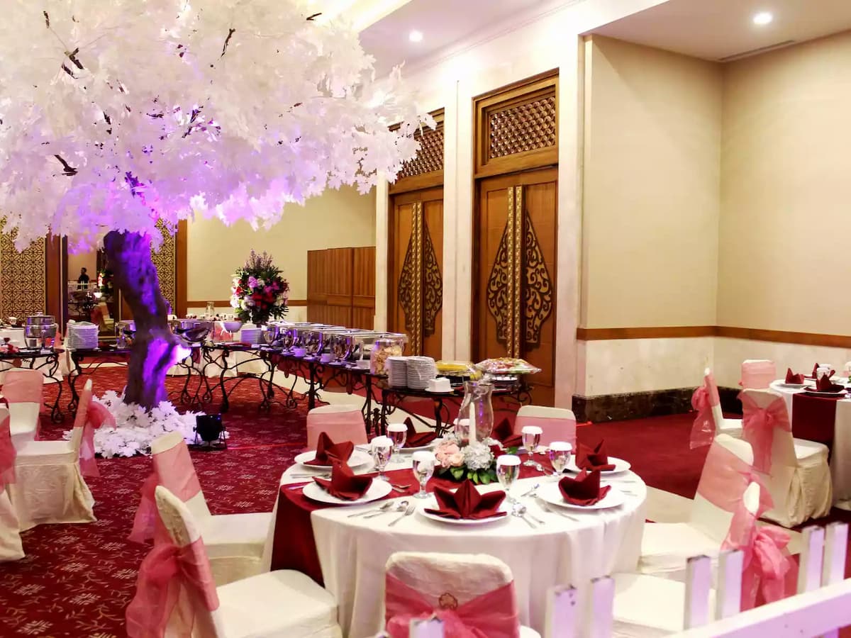 balai kartini mawar conference room wedding anniversary party space jakarta