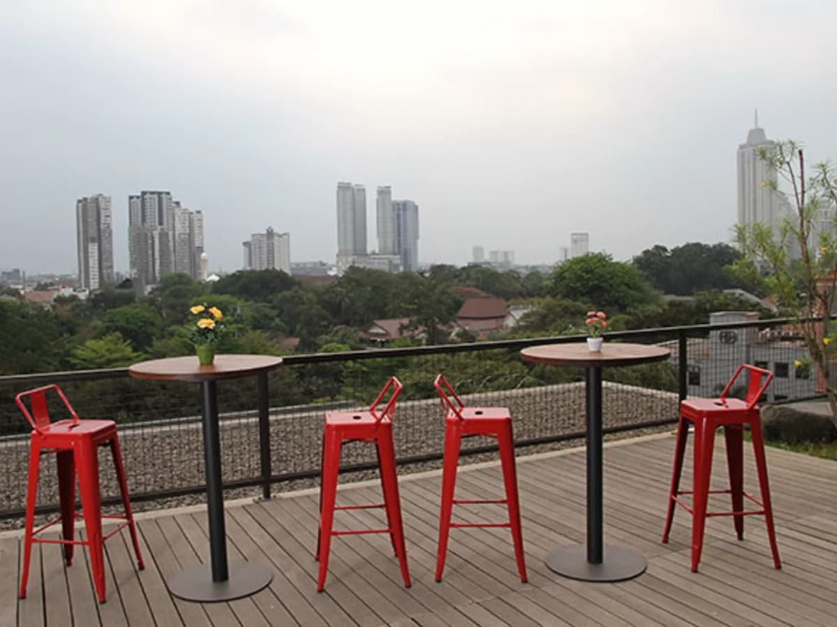nagomi-suites-cool-rooftop-in-jakarta-venuerific