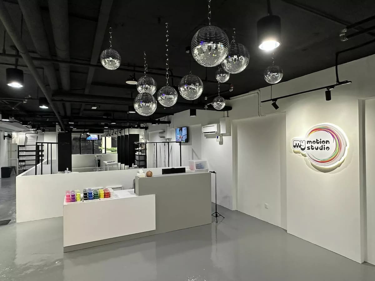 receiving area of motion studio malaysia