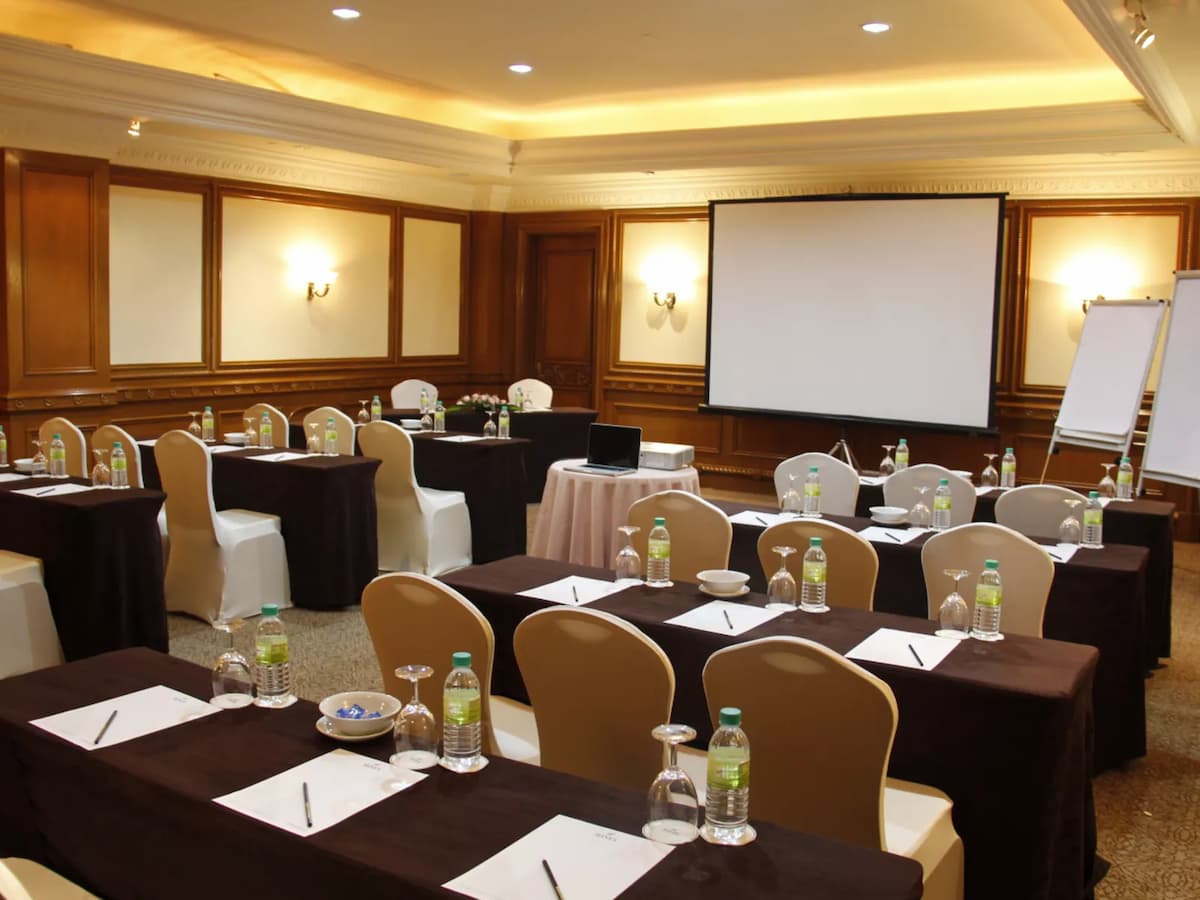 Grand Celebration Ballroom 