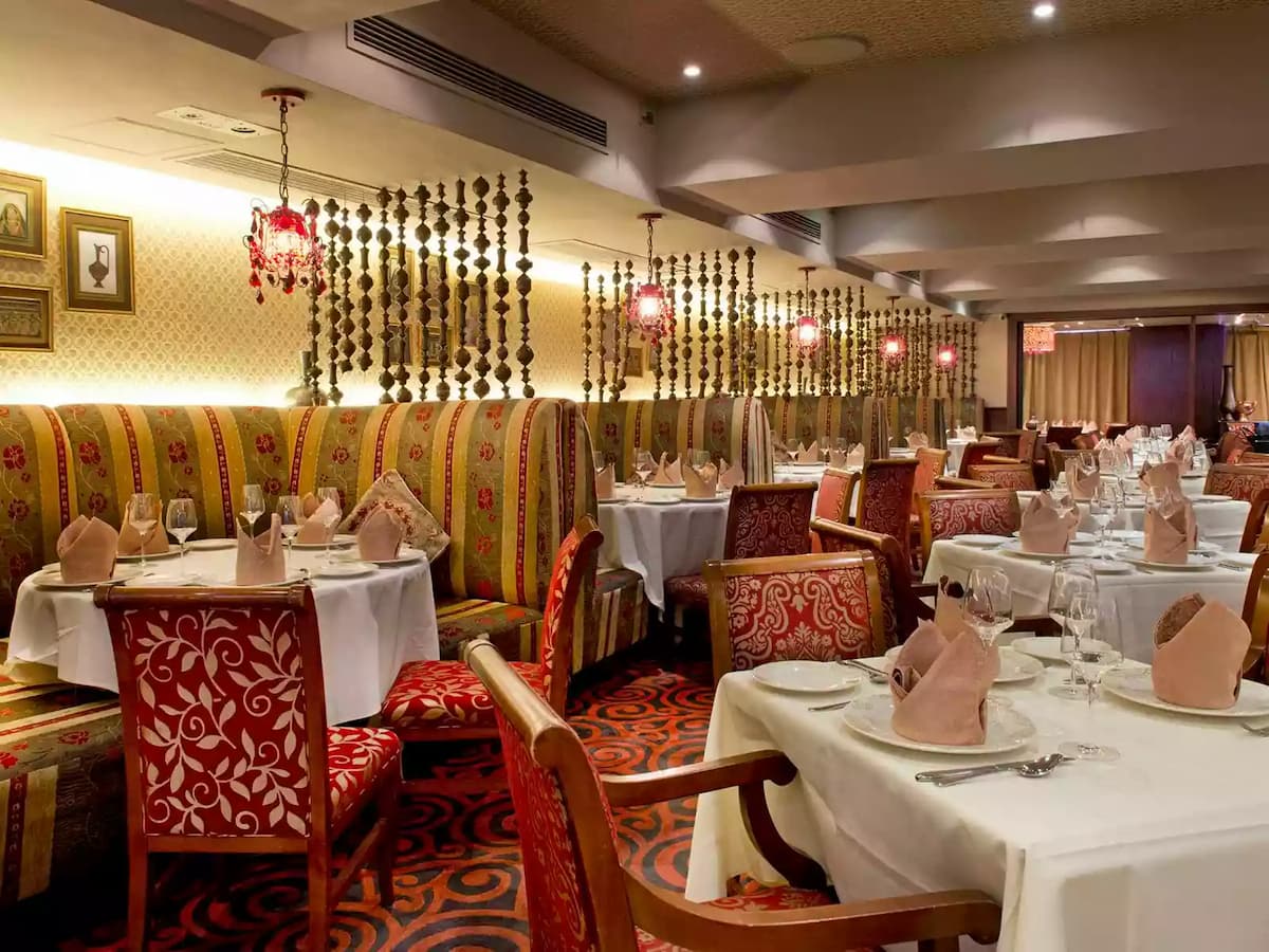 main dining hall of gaylord indian restaurant