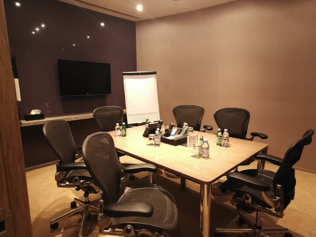 Level 40 Meeting Room C