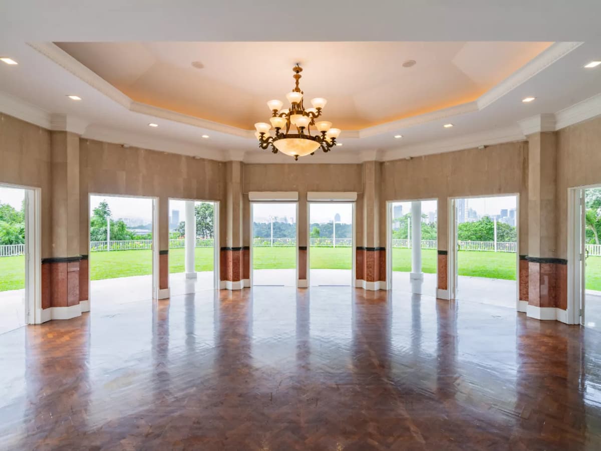 THE GREAT HALL