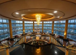 A Look Inside the Malaysian Petroleum Club: A Corporate Event Space in the Petronas Twin Towers