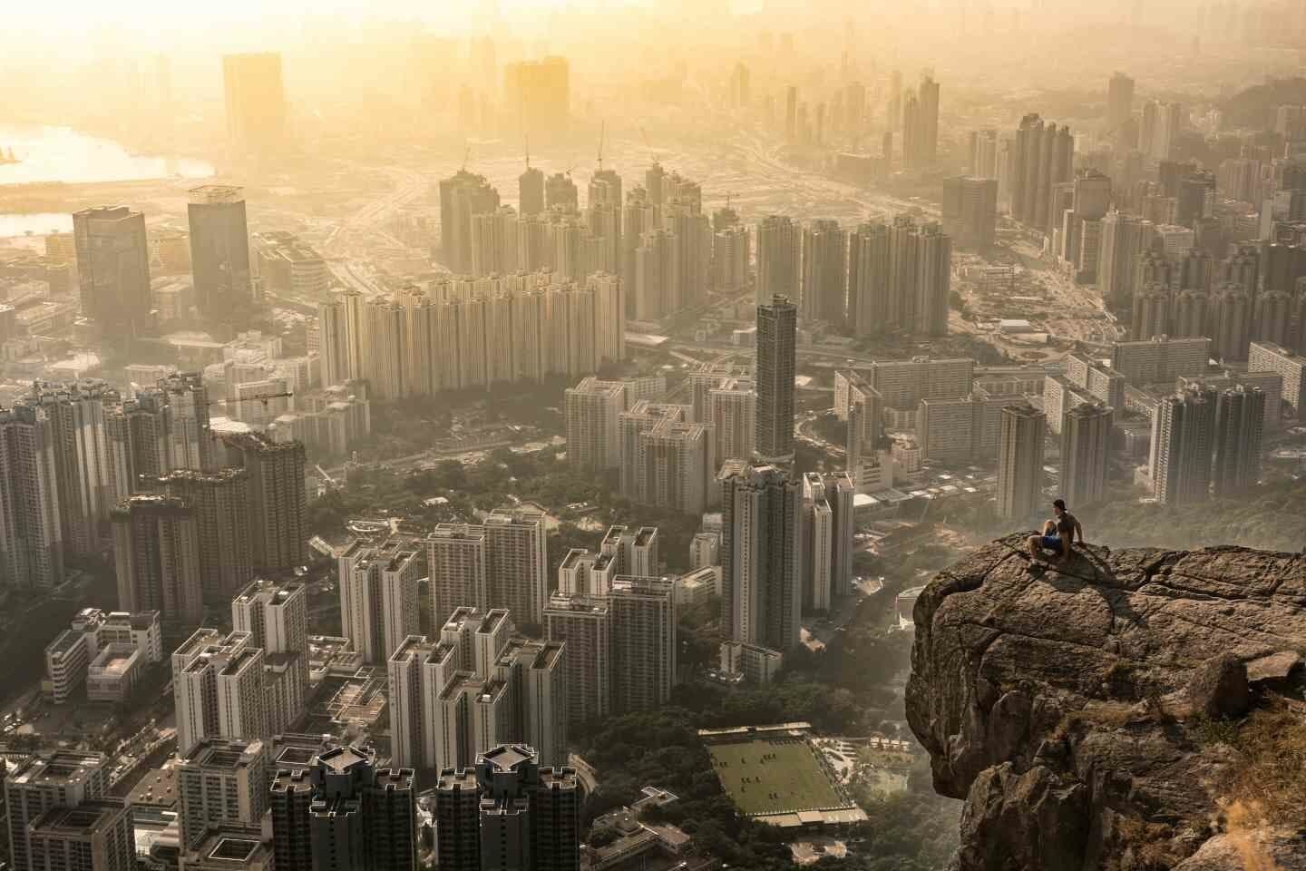 hero_bg_img