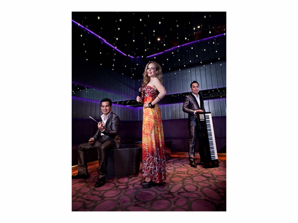 musicians doing live show in room one bar