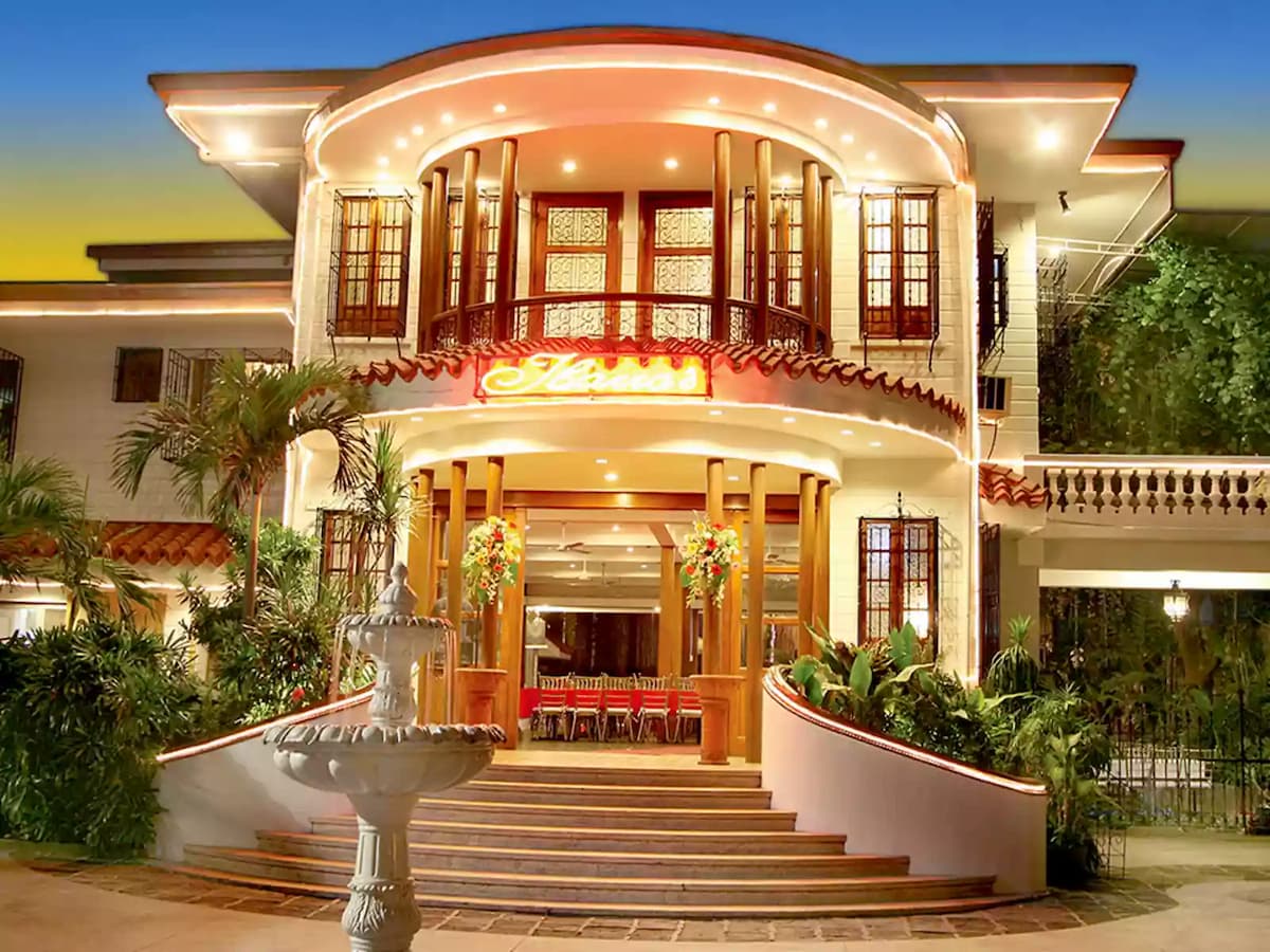 a classic antique house inspired with American Art Deco manila