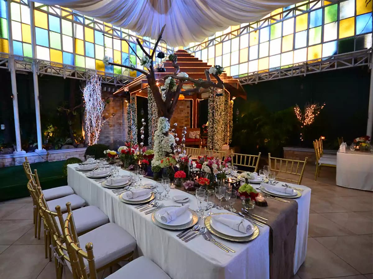 long table setup for wedding reception manila