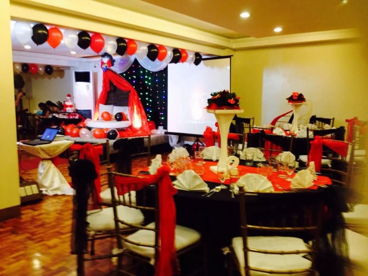 birthday party dining setup manila