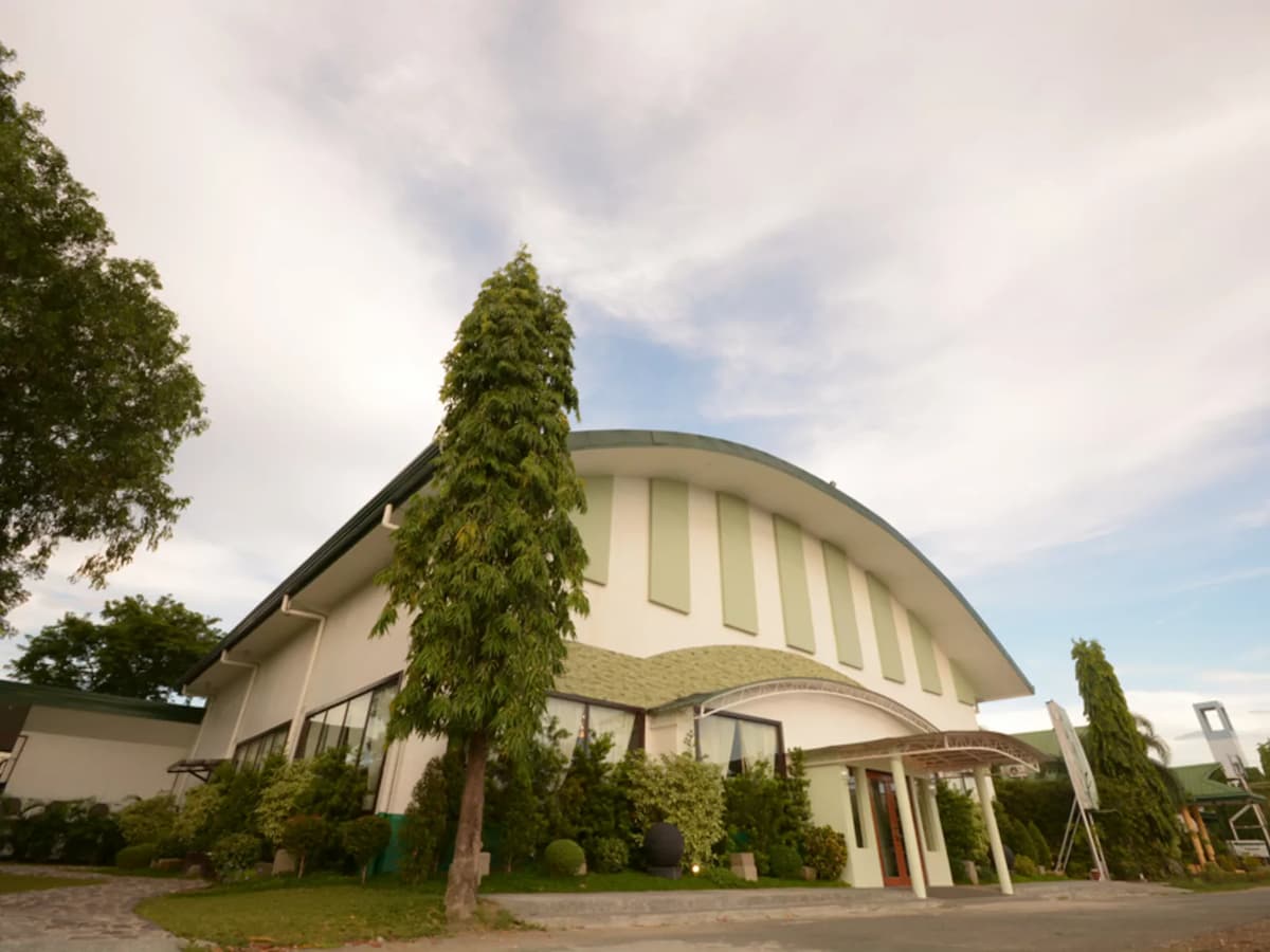 la pergola perde building pasay