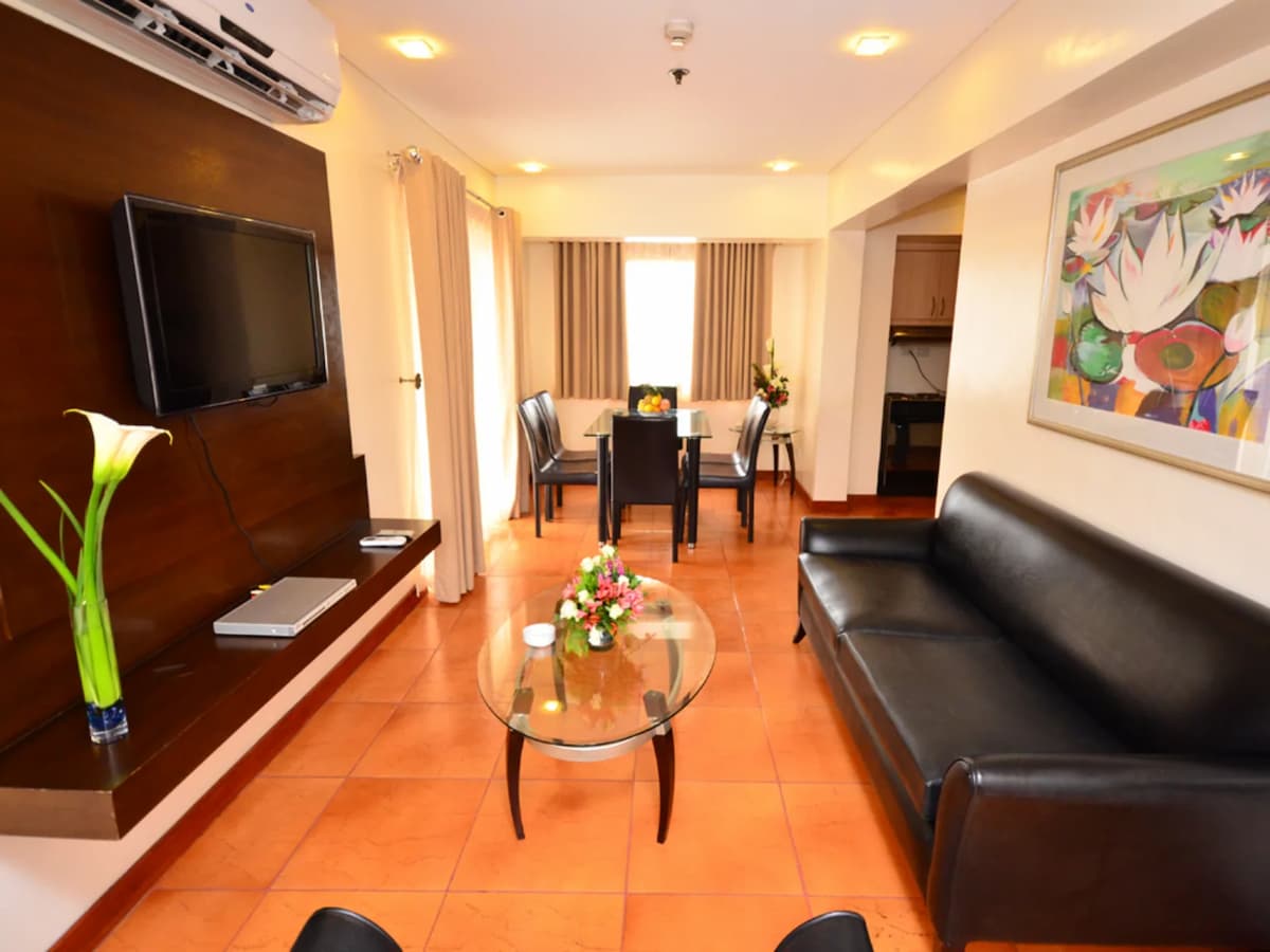 executive room overlooked the living room and dining room manila