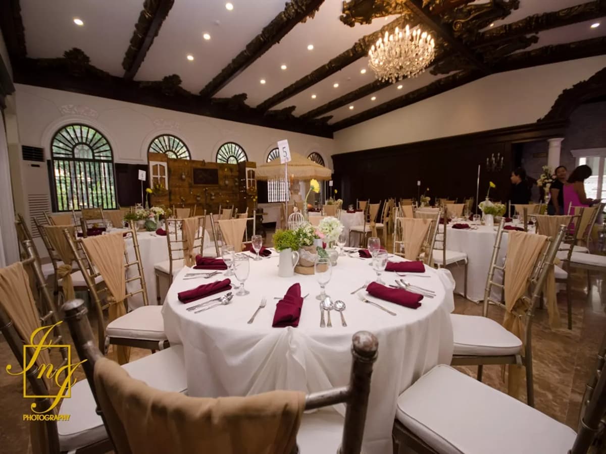 indoor ballroom with banquet style quezon city