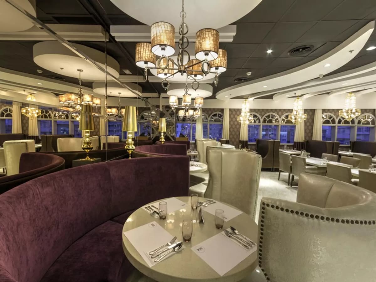 semi-private roundtable dining area taguig