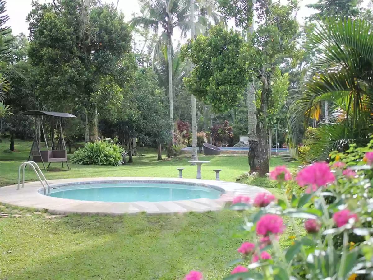 garden venue perfect for wedding reception cavite