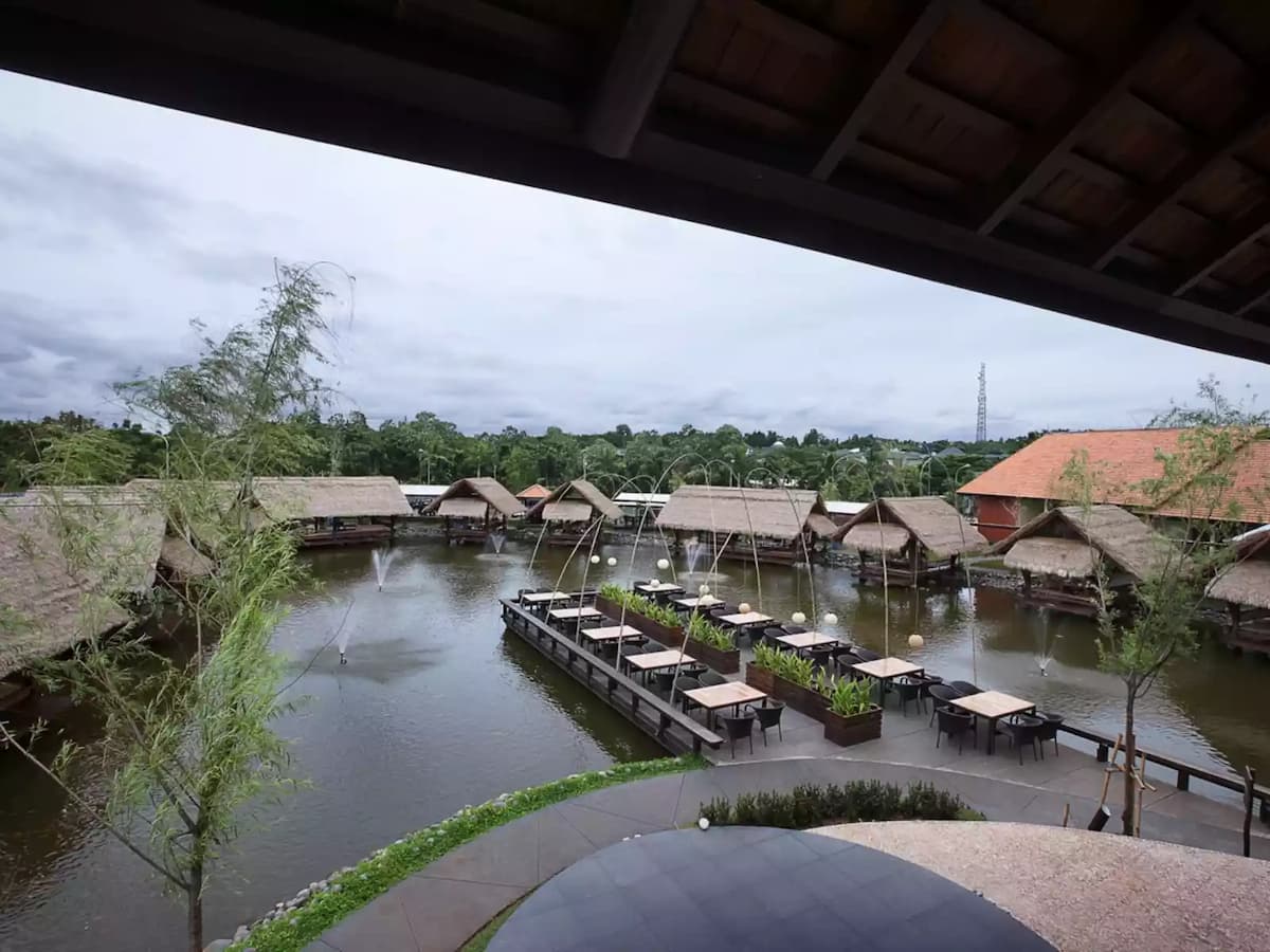 talaga sampireun bintaro outdoor restaurant for event tangerang