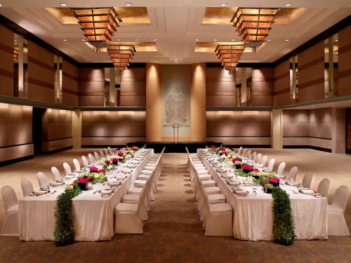 grand hyatt jakarta ballroom penthouse corporate christmas party jakarta