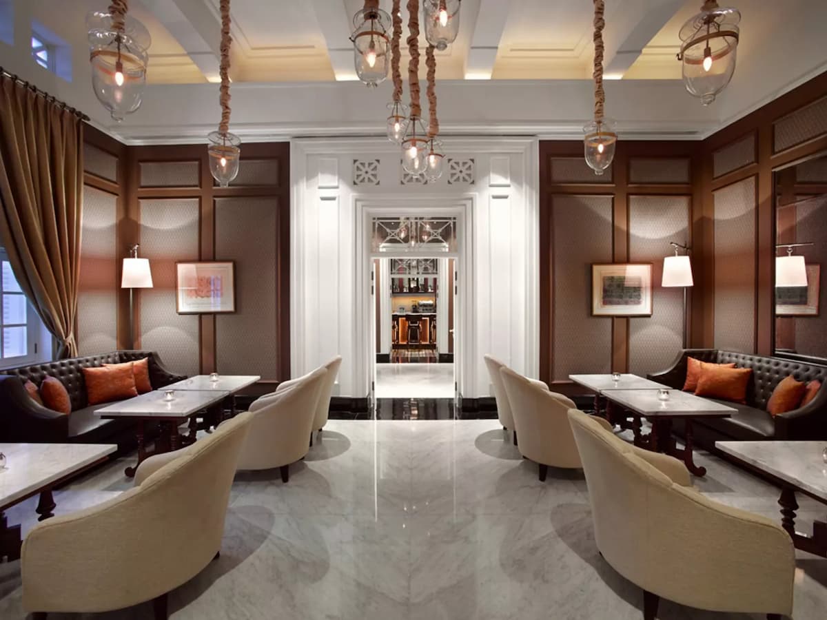the hermitage lounge cocktail party venue central jakarta
