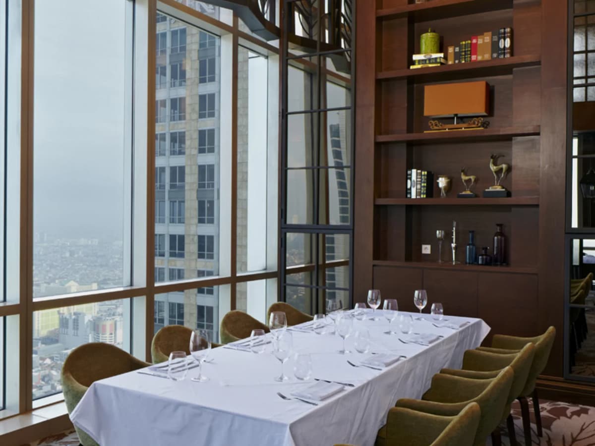 oso ristorante indonesia sky view restaurant jakarta