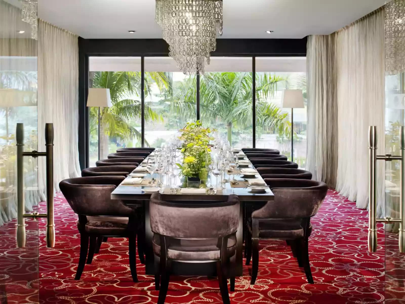 lyon at mandarin oriental jakarta restaurant with private room