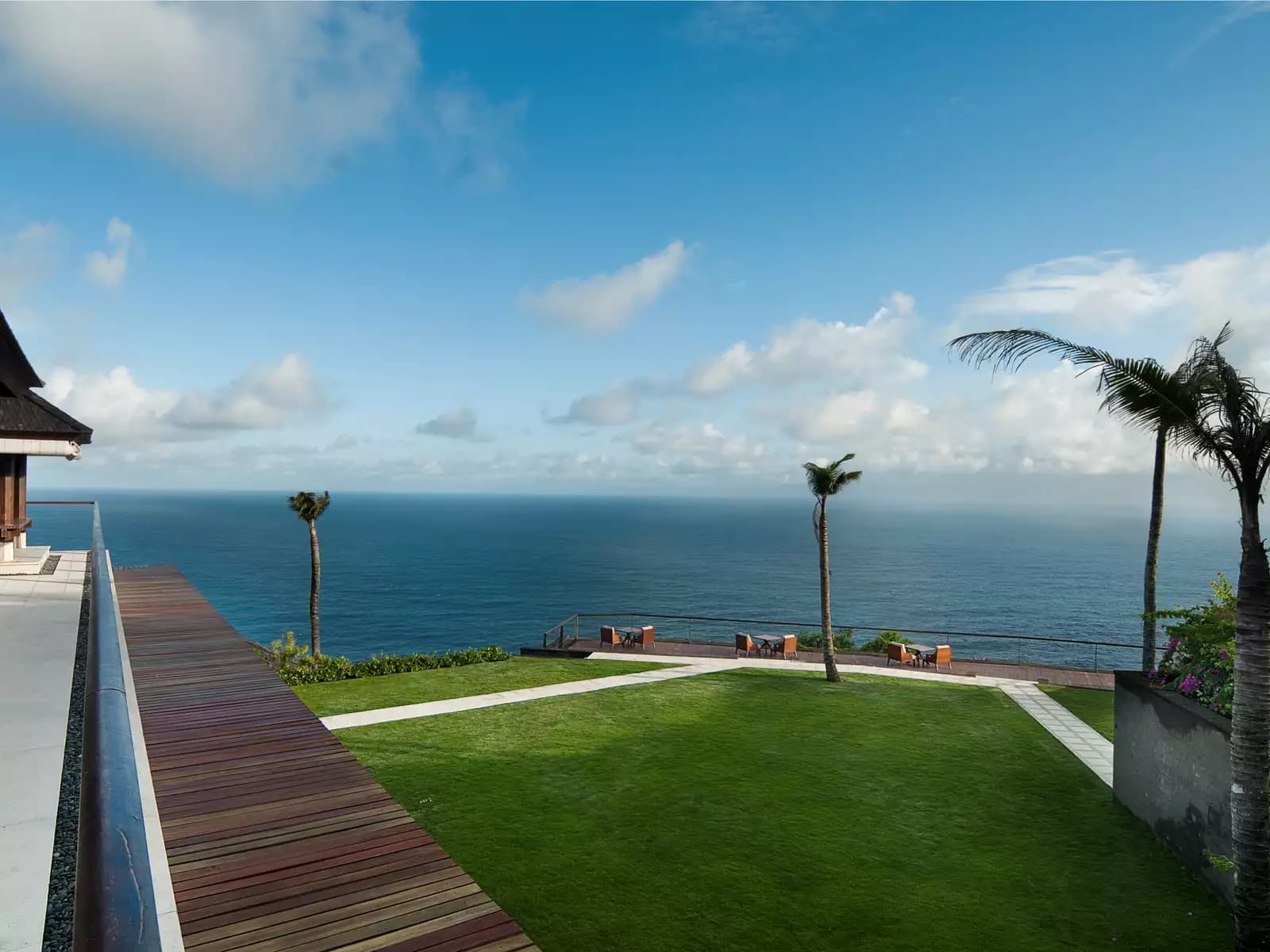 the venue the edge bali villa to say will you merry me