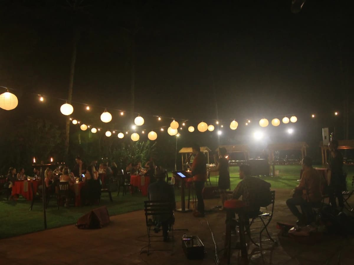 club house garden mesastila beautiful intimate wedding magelang