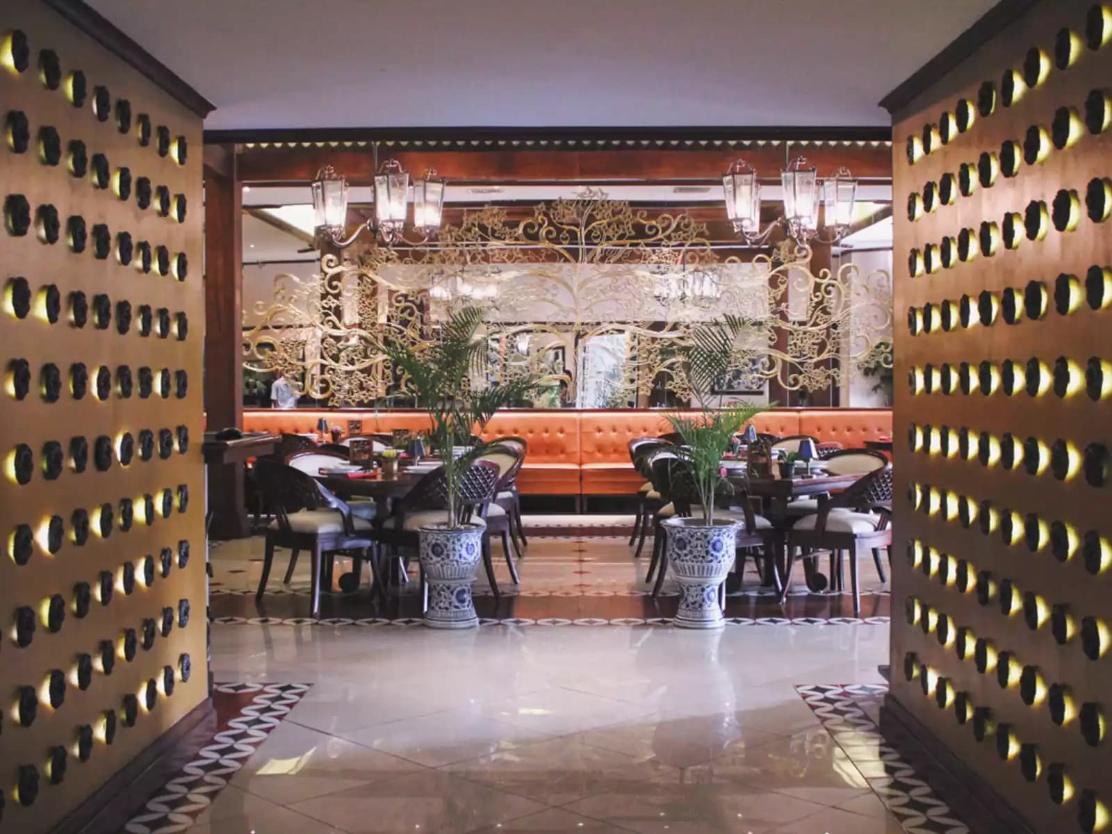 harum manis elegant style restaurant central jakarta