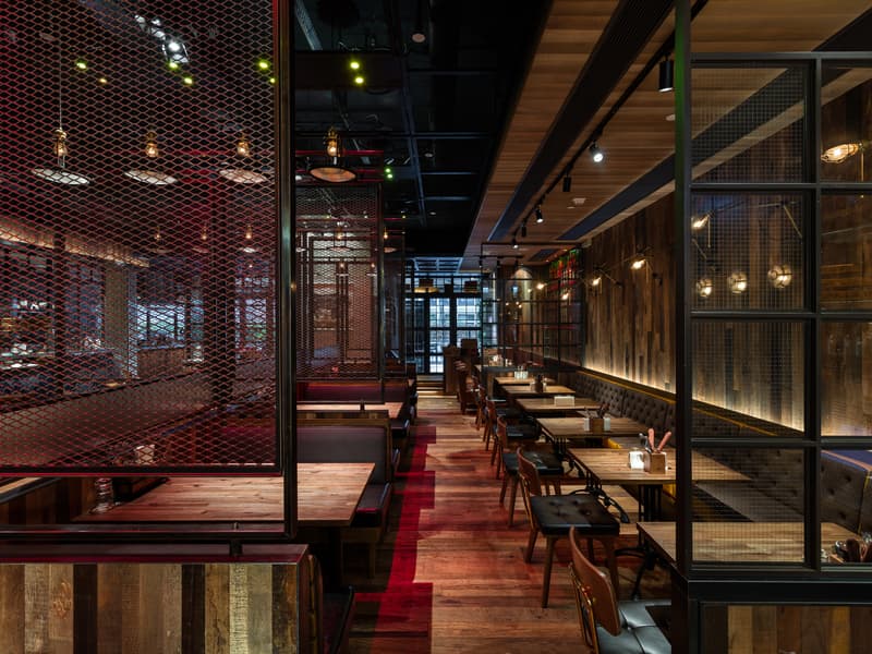 the chop house large dining area for corporate events and parties