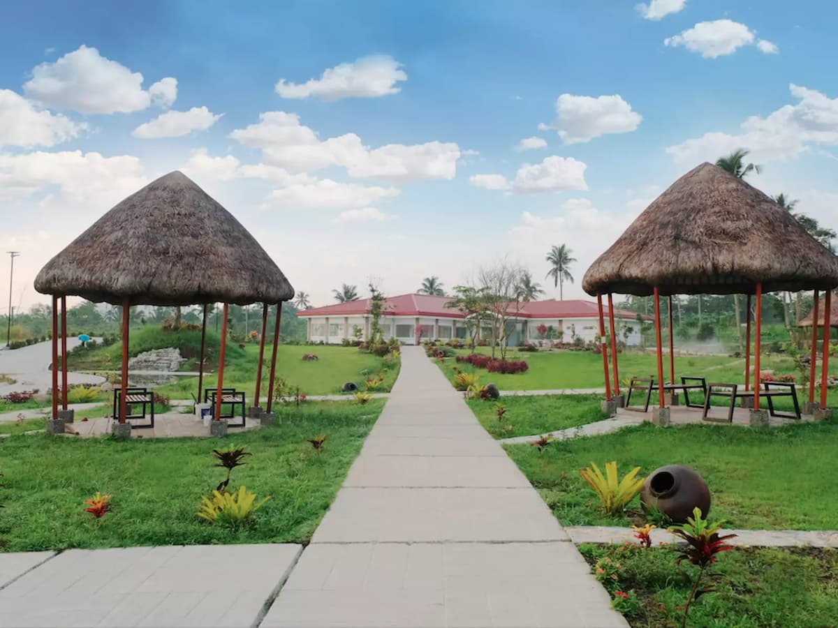 2 gazebos at the outdoor area cavite