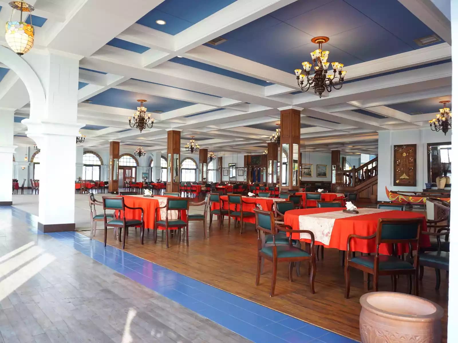 grand baruna ballroom batavia marina sunda kelapa port dutch style restaurant jakarta