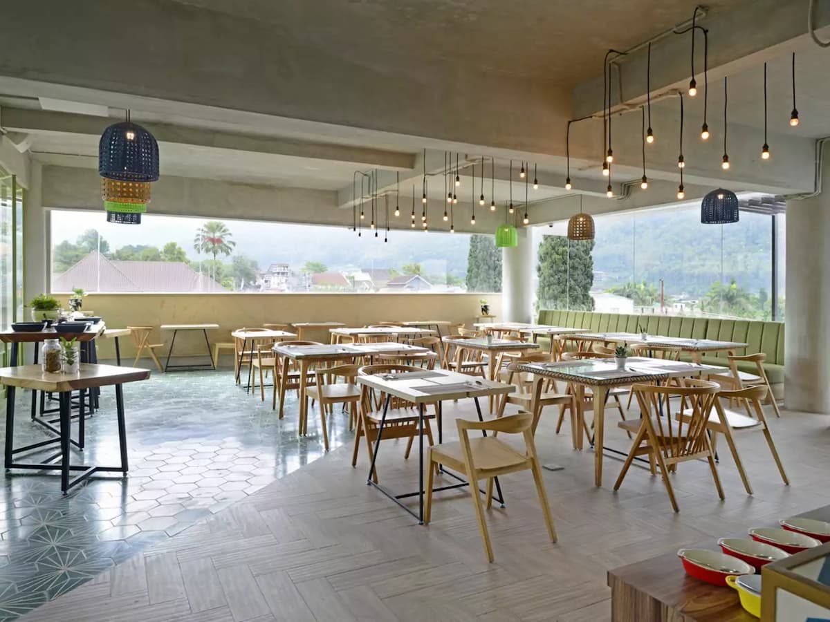 sangkar restaurant alpines batu rent team bonding venue