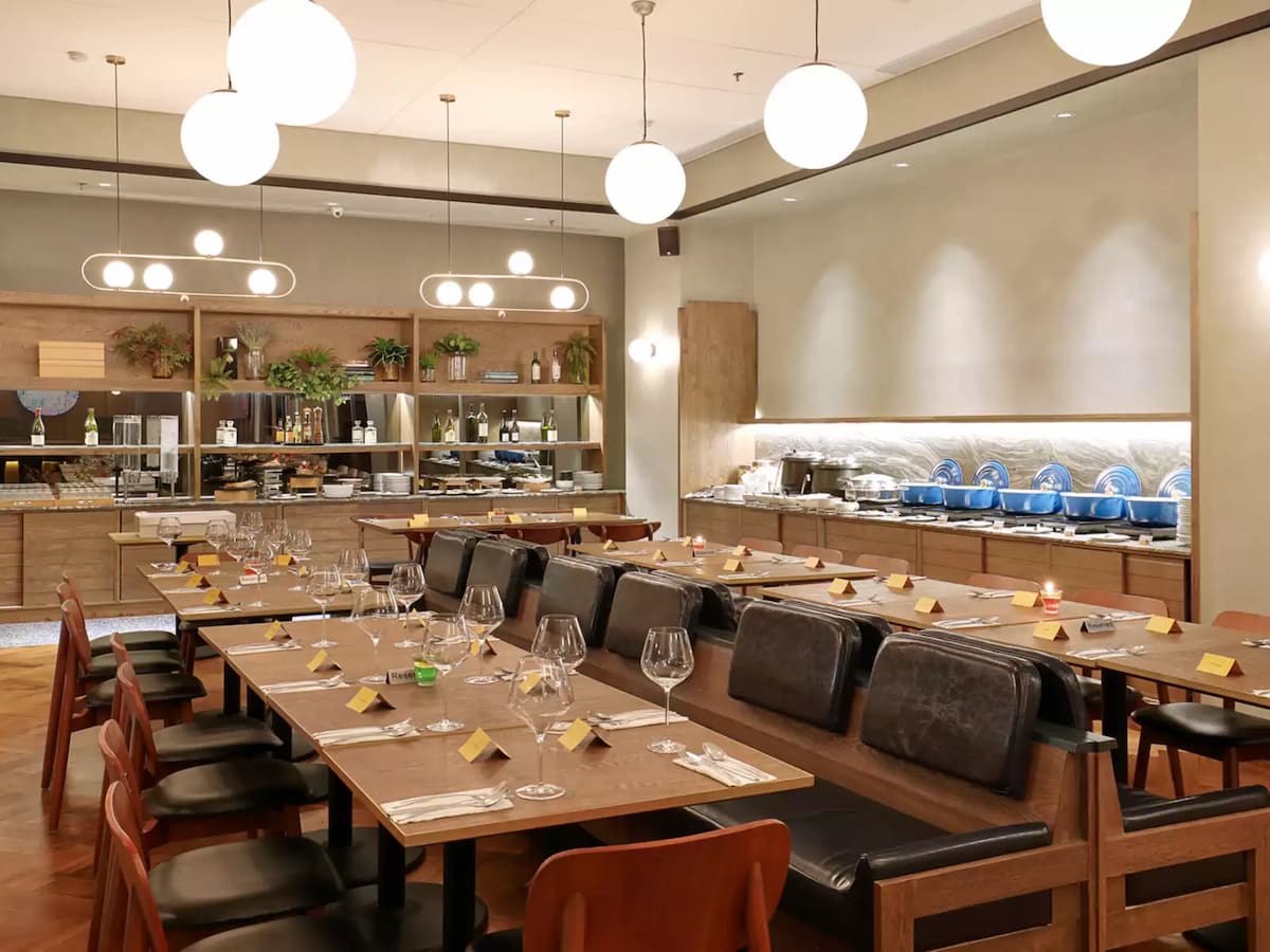 bang bang restaurant bar artotel wahid hasyim jakarta seminar event venue