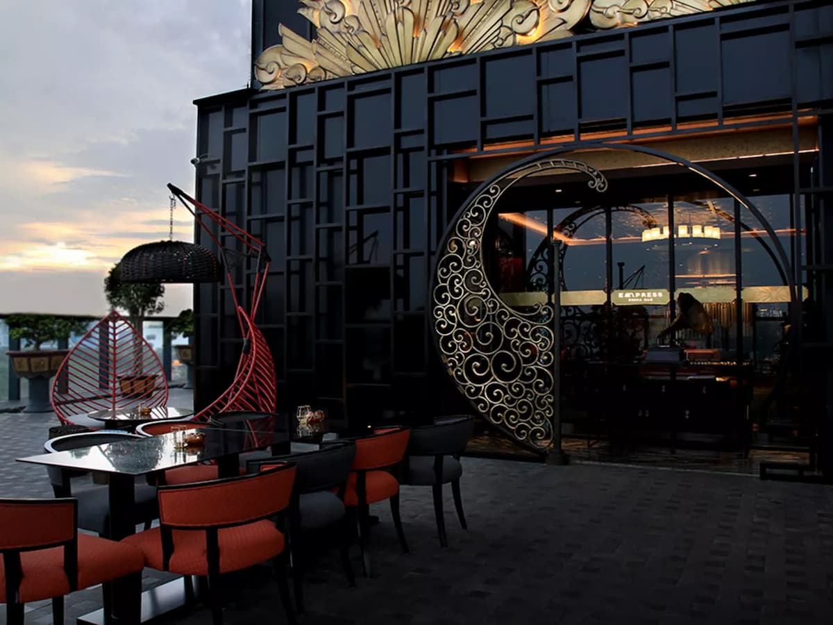empress china bar best venue for 30th birthday tangerang