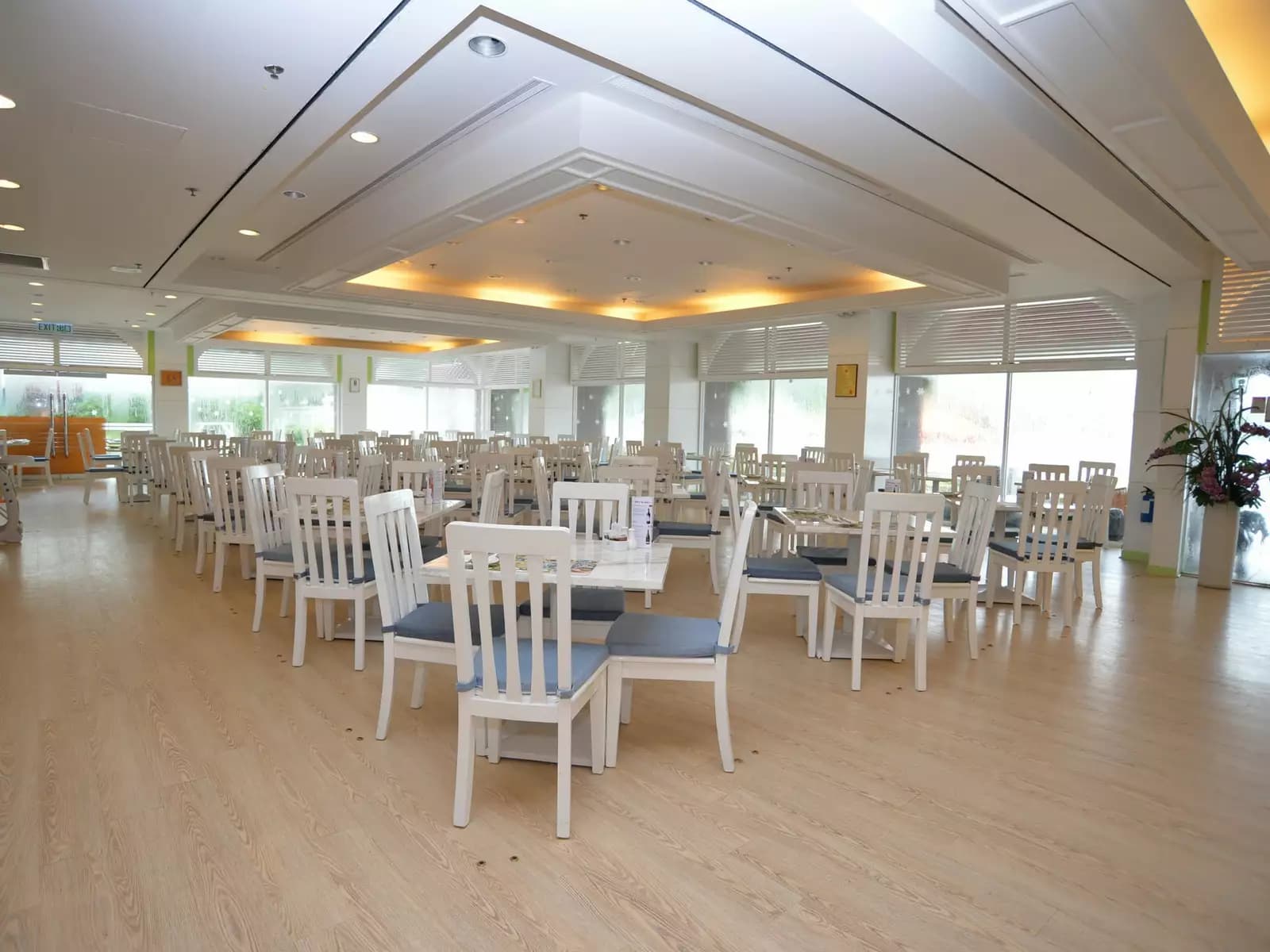 seashore cuisine event space corporate gathering events