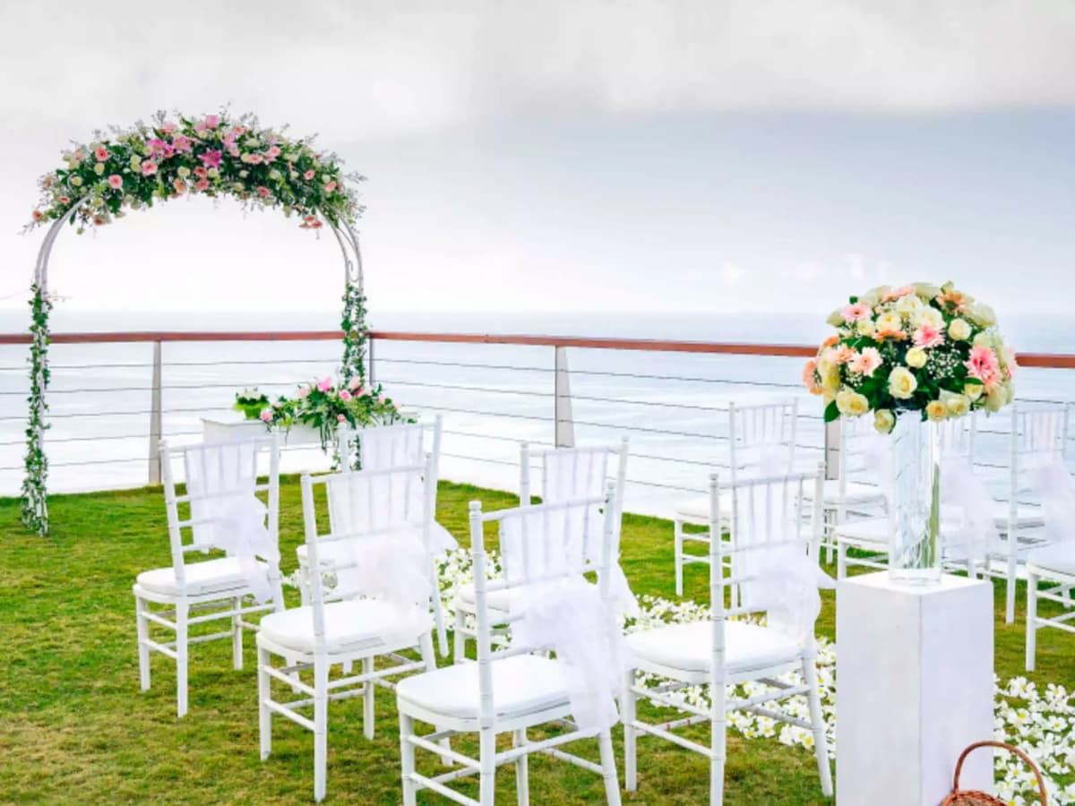 the venue the edge bali garden wedding with sea view
