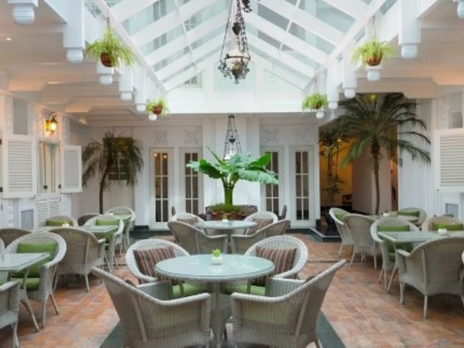 the courtyard cafe semi outdoor restaurant jakarta