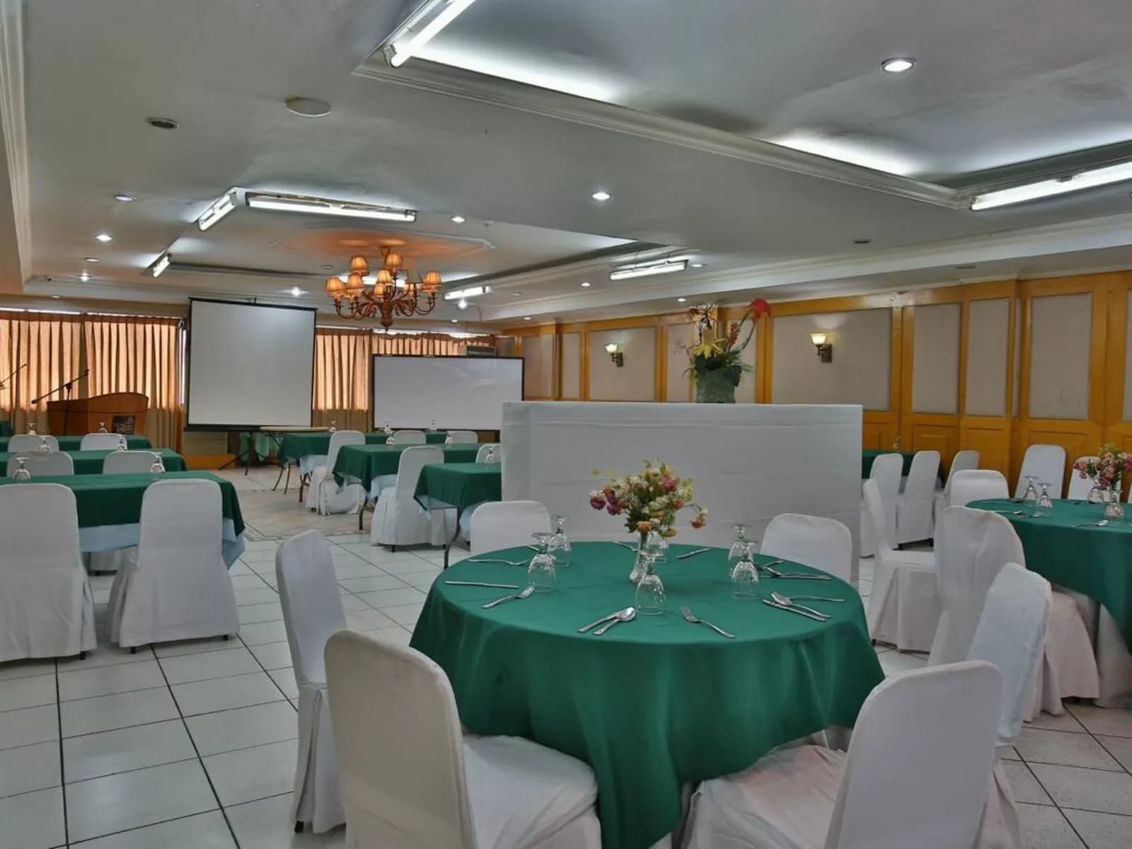 function rooms cebu for corporate training