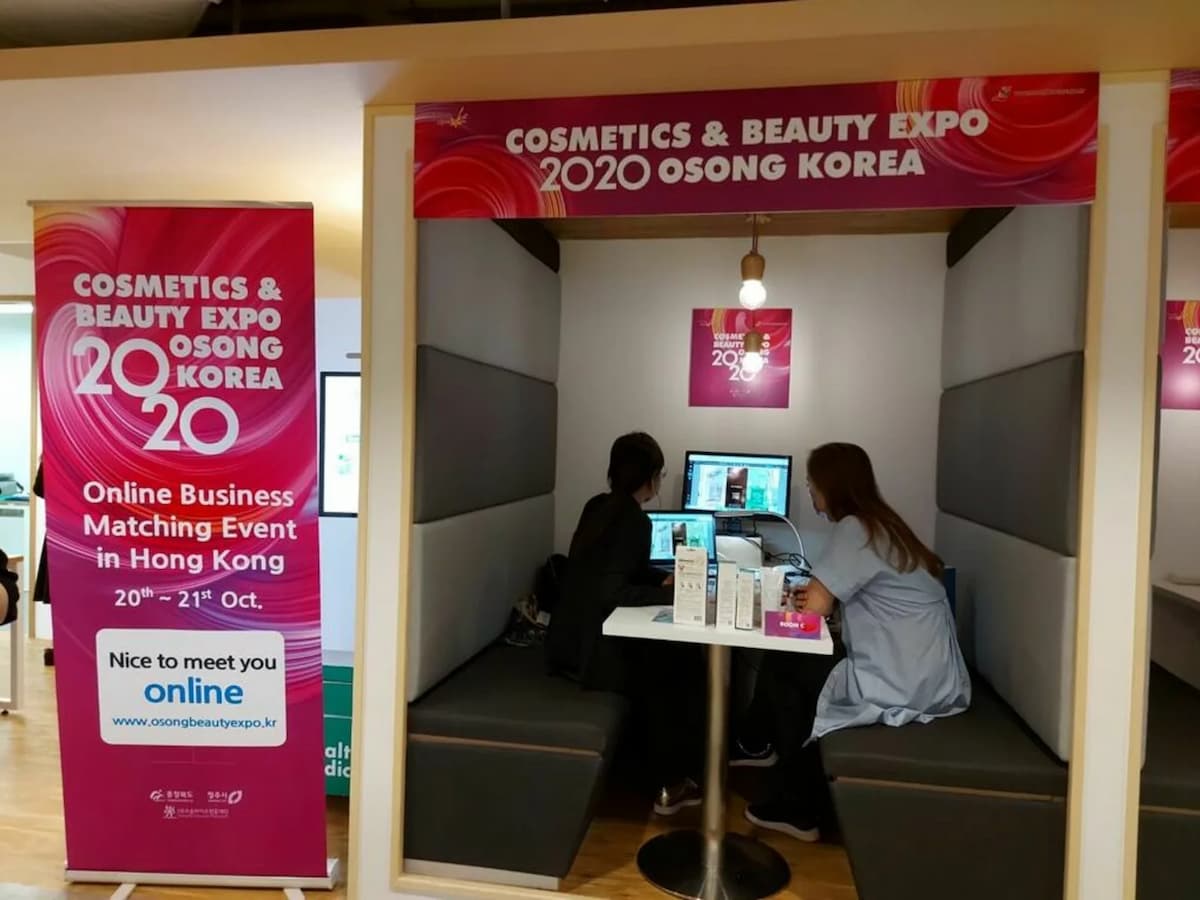 livestream event at OZONE CREATIVE SPACE