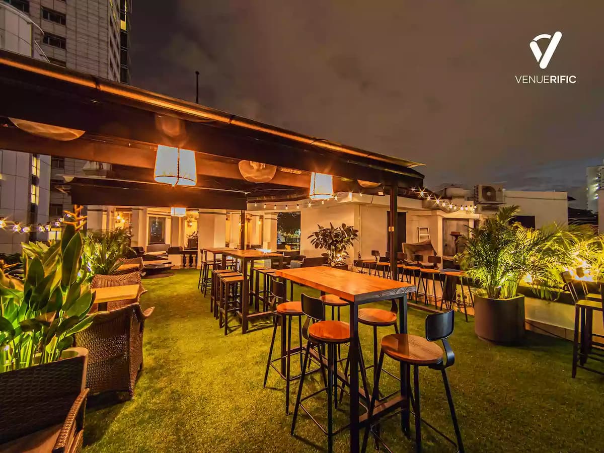 cocktail party venues in singapore at the rooftop area