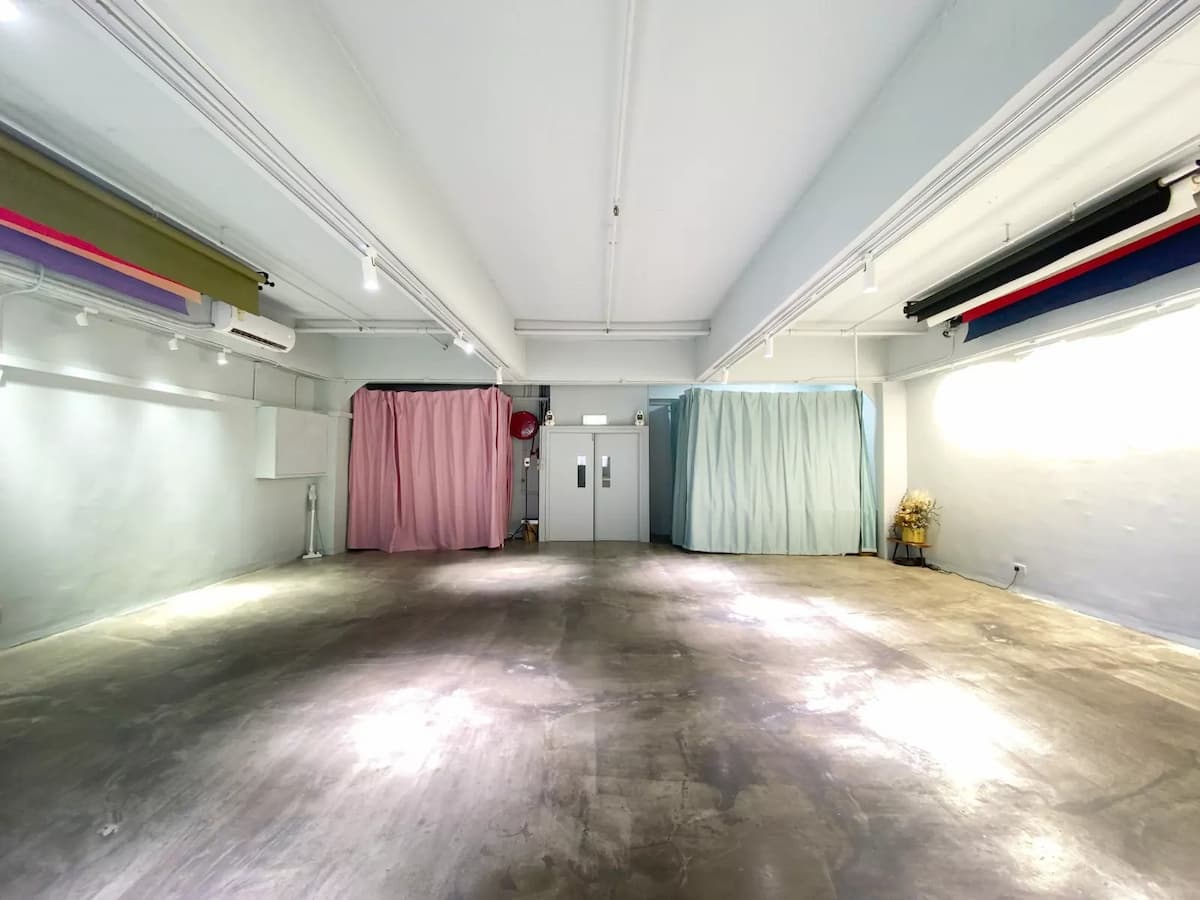 corporate event space and venue rental with multifunctional hall and studio