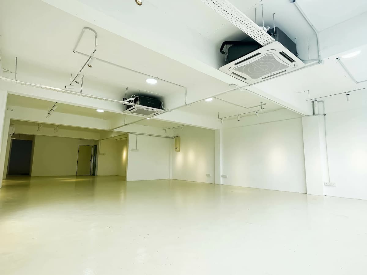 workshop event space for rent with large white empty room