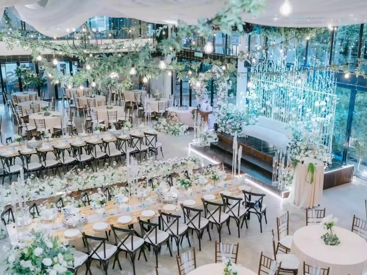 wedding lunch reception with long table setup