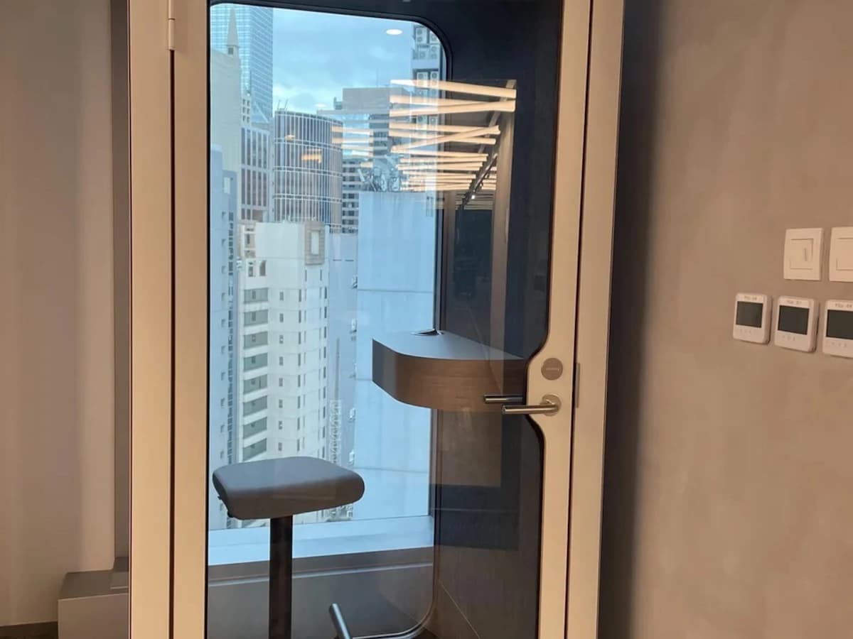 Meeting Room 4ppl