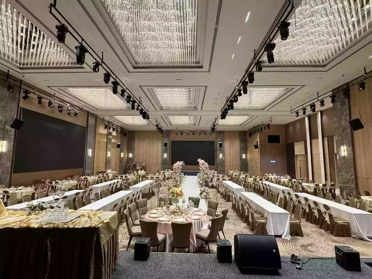 Grand Lumière Ballroom