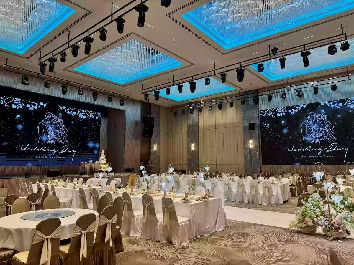 Grand Lumière Ballroom