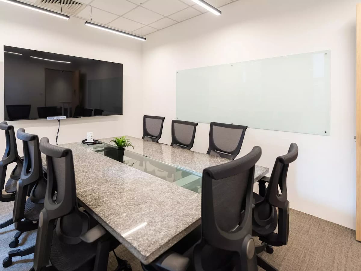 Meeting Rooms at Airview Building