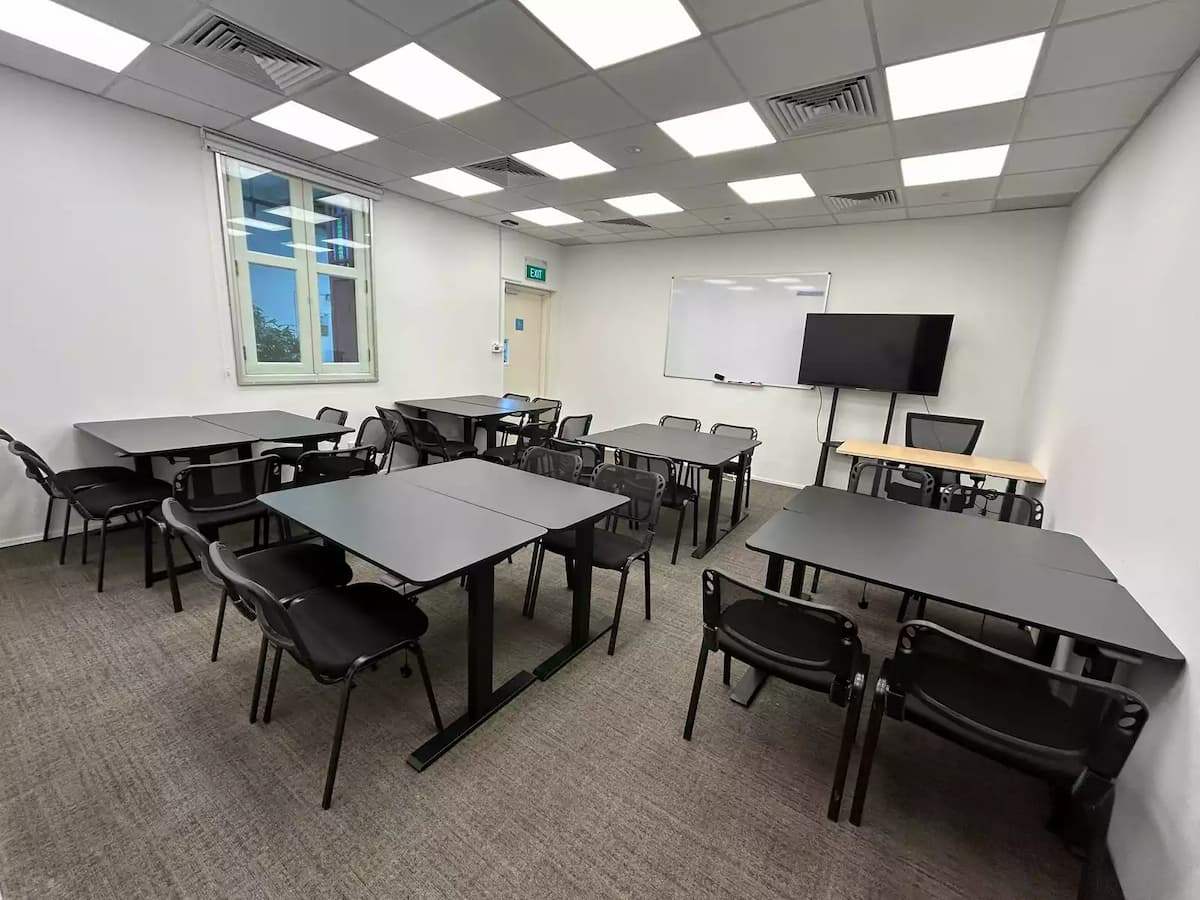Meeting Rooms at Airview Building