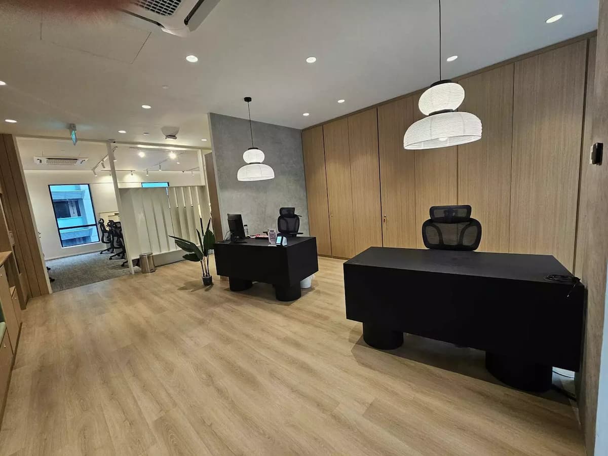 10 Pax - Boardroom