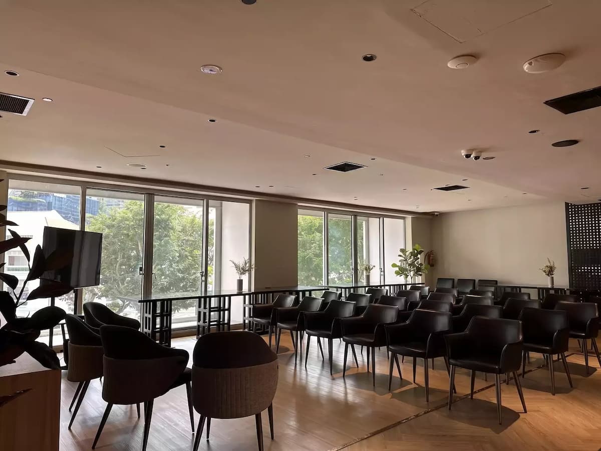 Modern Restaurant at Fairmont Hotel