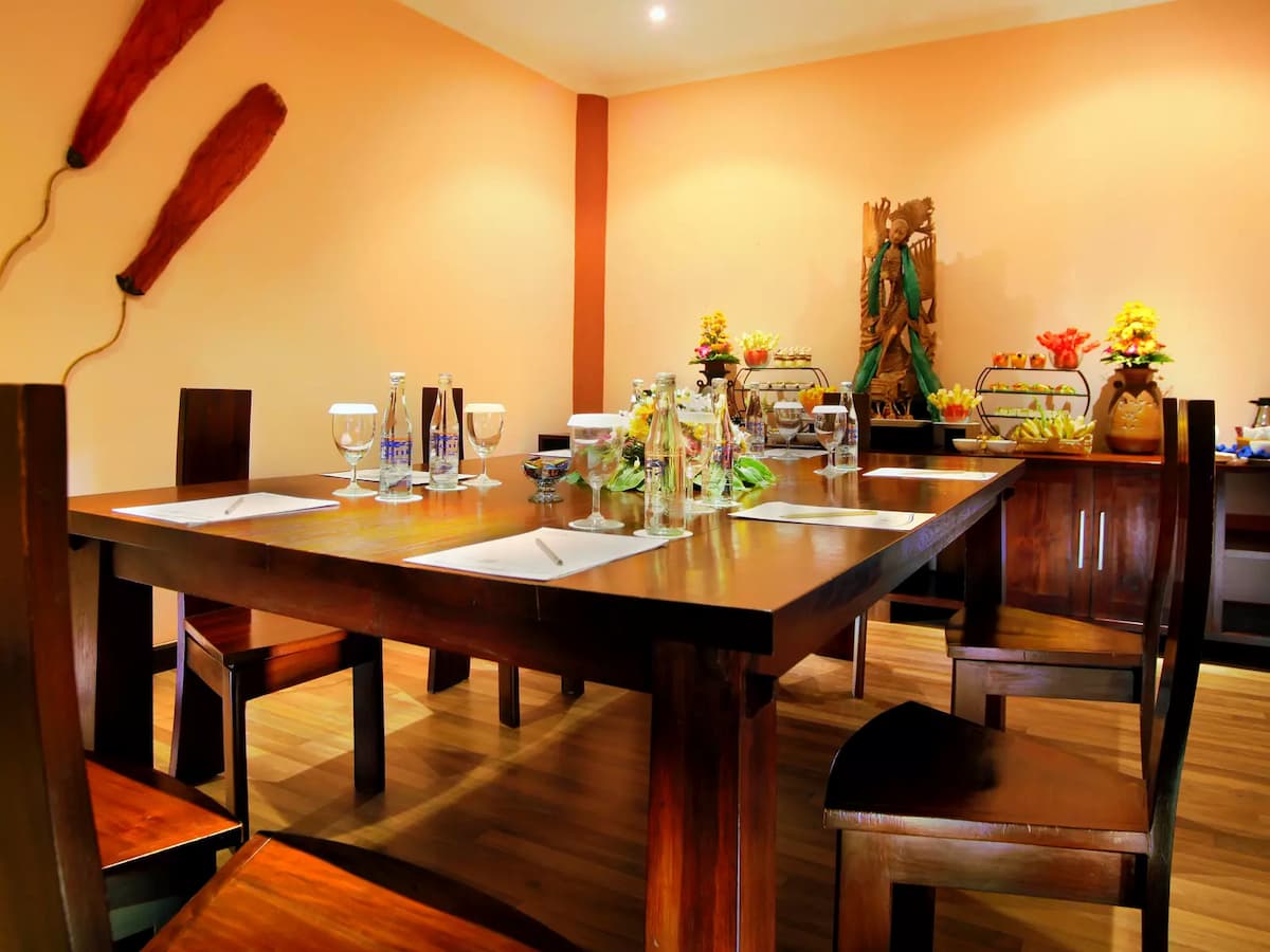Penida Meeting Room